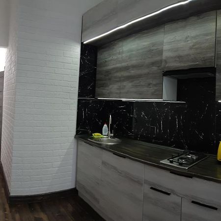 Lux Apartments Vinnytsia Luaran gambar