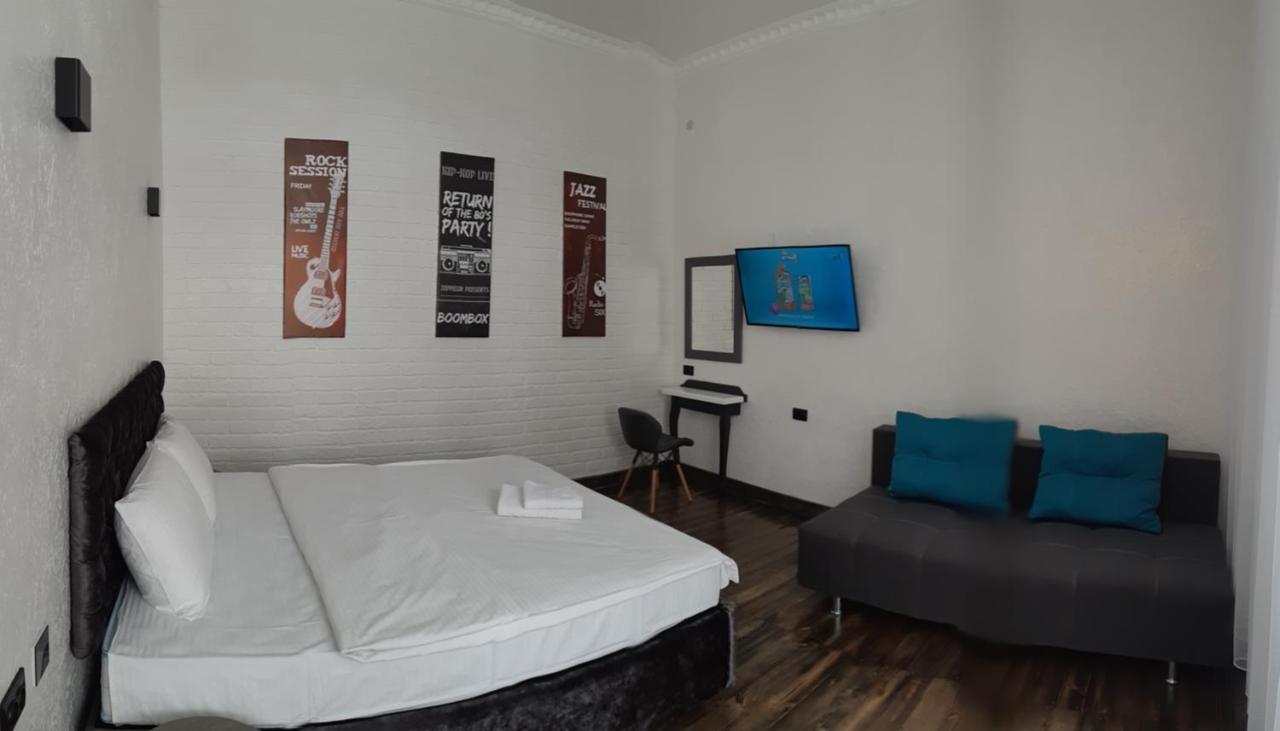 Lux Apartments Vinnytsia Luaran gambar