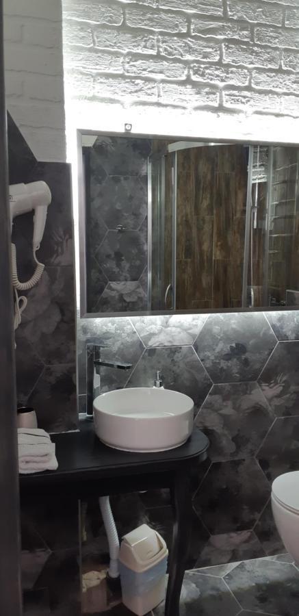 Lux Apartments Vinnytsia Luaran gambar